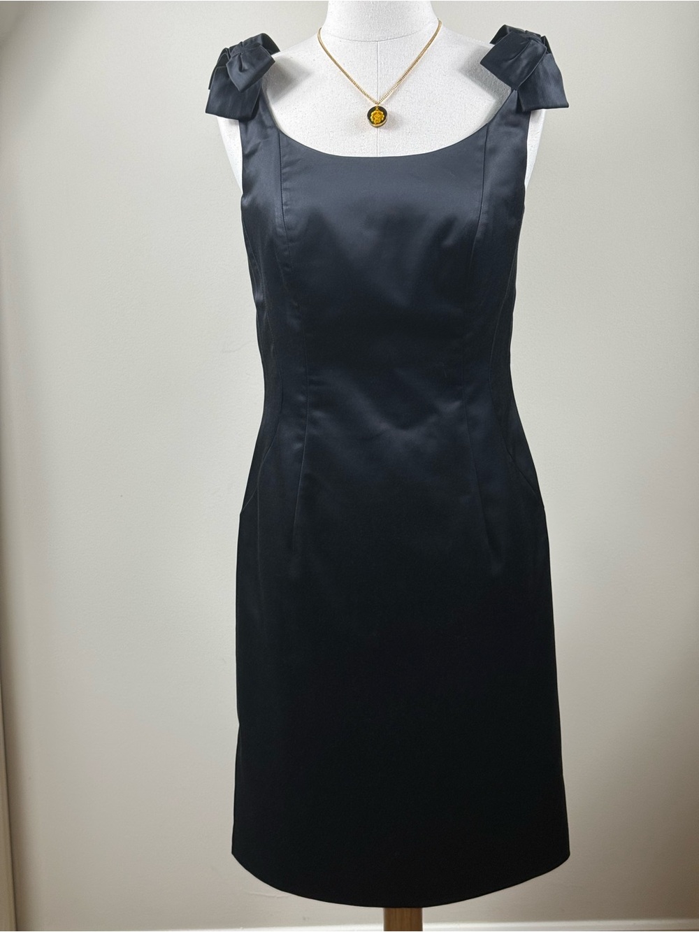 Tara Jarmon NWT Black Satin Bow Sheath Dress Sz 38/6
